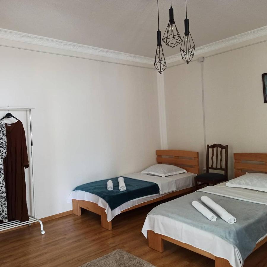 Leila'S Guest House Joqolo Екстер'єр фото
